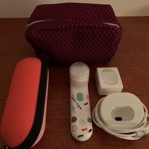 Clinique Sonic System Purifying Cleansing Brush